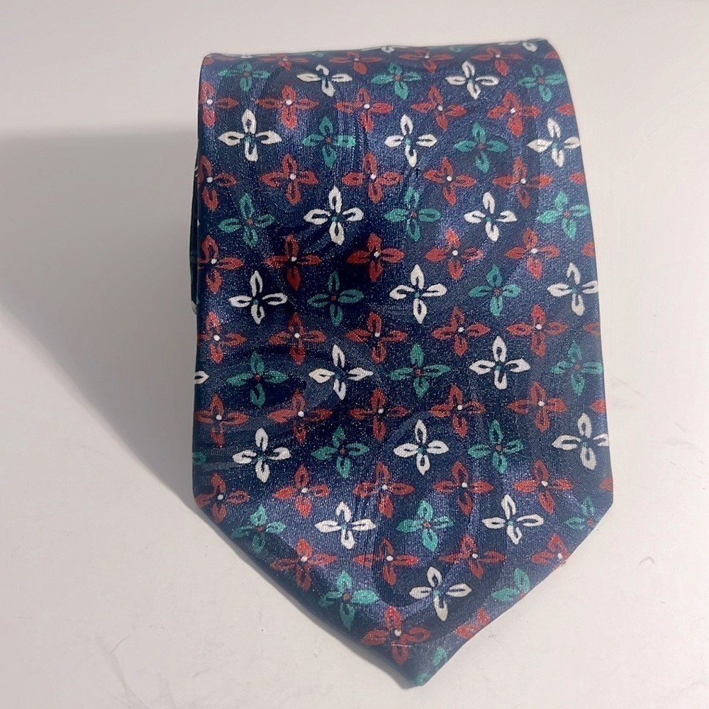 Christian Dior tie floral made of polyester